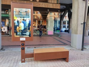 panchina smart in corso Nizza a Cuneo