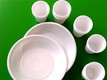 Piatti e bicchieri di plastica