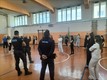 Un momento del corso di autodifesa al "De Amicis"