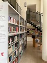 interno della biblioteca