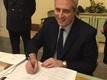 il Sindaco di Cuneo Federico Borgna firma la convenzione per il Bando Periferie