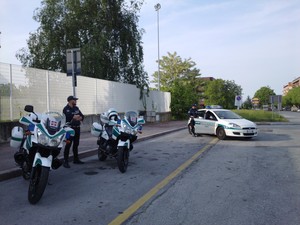 immagine pattuglia Polizia Municipale Cuneo