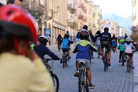 BIMBINBICI: UNA FESTA A PEDALI