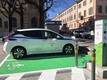 colonnina per la ricarica delle auto elettriche in Piazza Torino