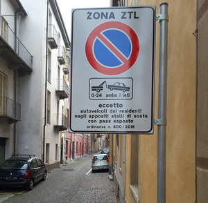 Immagine cartello ztl
