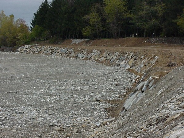 Scogliera del Torrente Gesso - Tetto Nerone a lavori finiti