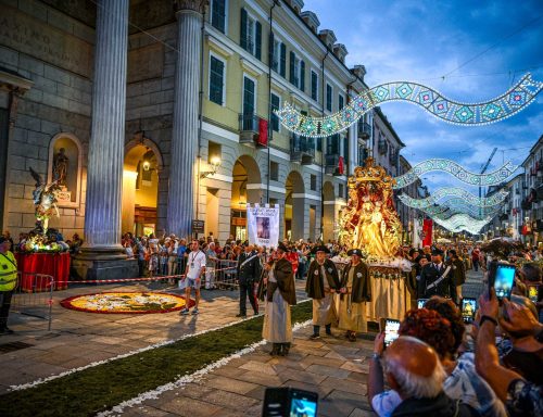 Cena In Contrada