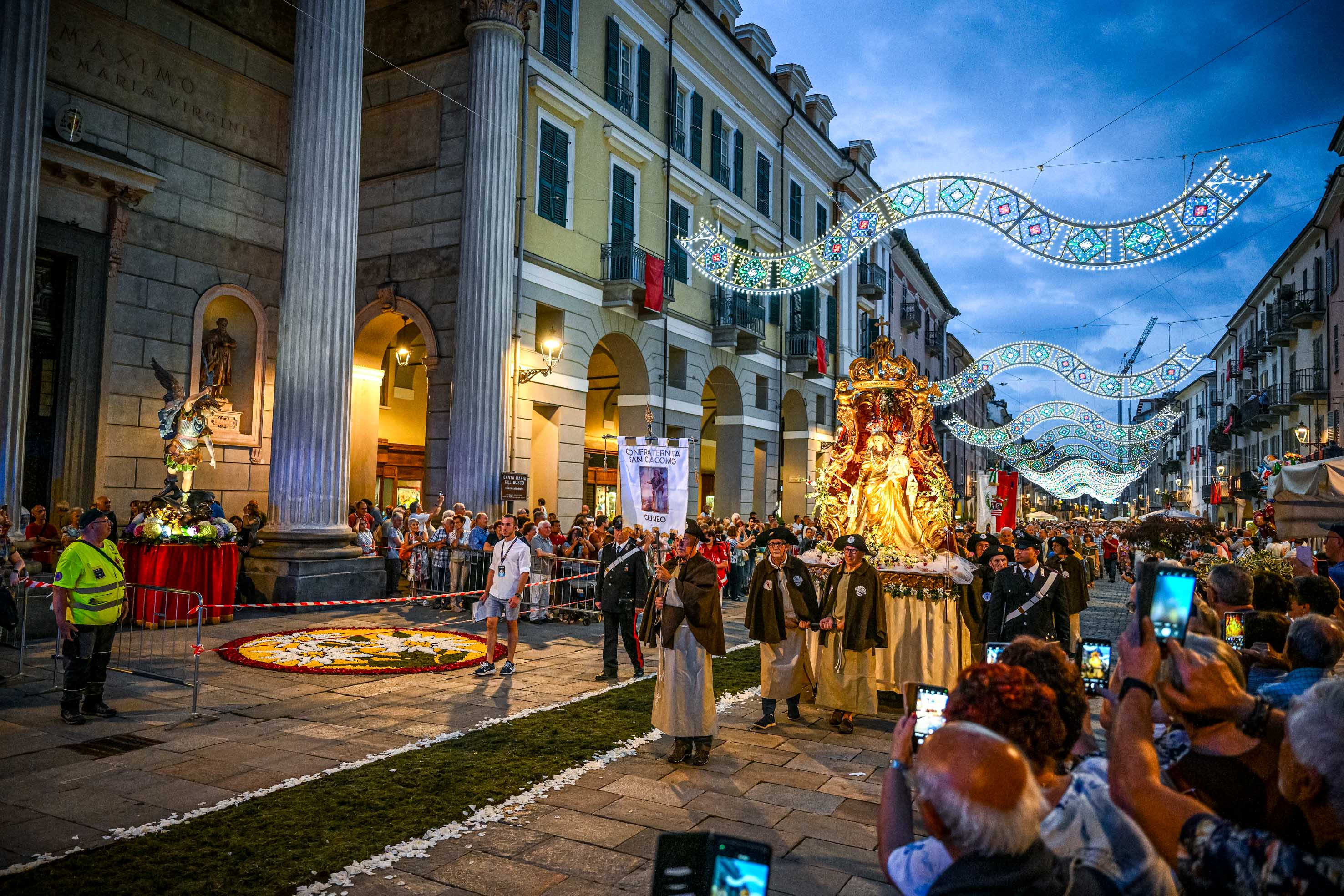 Aspettando Madonna Del Carmine