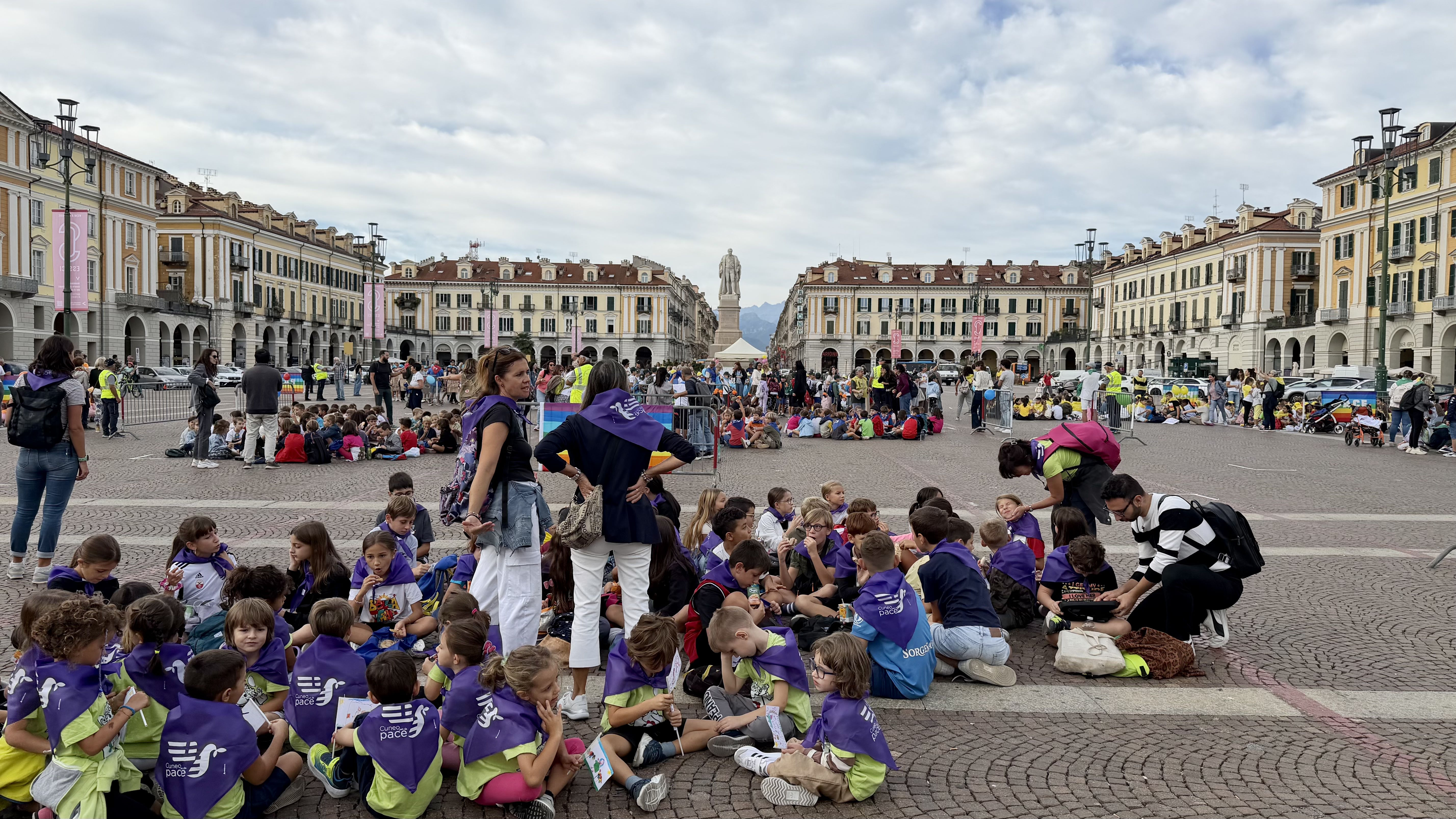 Mille bambini in marcia per la pace